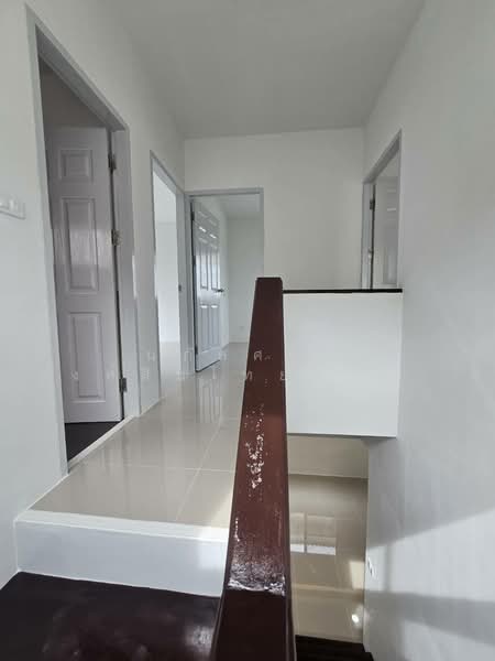 Supalai Ville Wongwaen-Lumlukka Klong 3 : ศุภาลัย วิลล์ วงแหวน-ลำลูกกา คลอง 3, ปทุมธานี, ถนน พหลโยธิน, คูคต, ลำลูกกา, ปทุมธานี, 160 ตร.ม., บ้านแฝด ขาย, โดย นภัสศรณ์ วงศ์สินไทยกร (นันท์), 500368274 - DDproperty.com