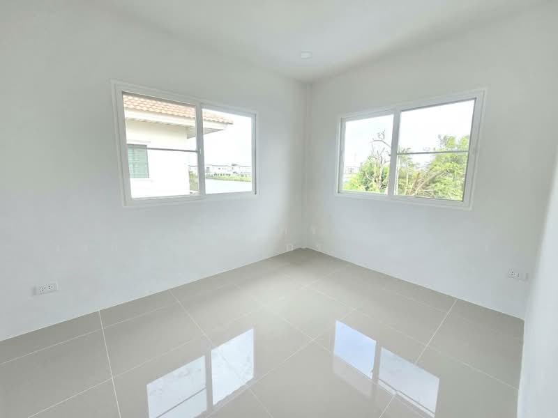 Supalai Ville Wongwaen-Lumlukka Klong 3, Pathum Thani, Phahonyothin Road, Khu Khot, Lam Luk Ka, Pathum Thani, 3 Bedrooms, 160 sqm, Semi-Detached House (Twin House) For Sale, by นภัสศรณ์ วงศ์สินไทยกร (นันท์), 500368274 - DDproperty.com
