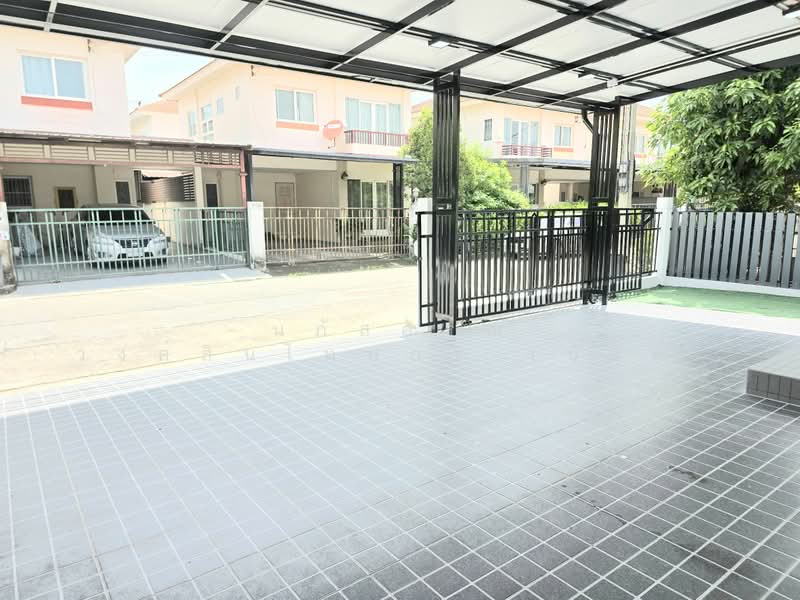 Supalai Ville Wongwaen-Lumlukka Klong 3, Pathum Thani, Phahonyothin Road, Khu Khot, Lam Luk Ka, Pathum Thani, 3 Bedrooms, 160 sqm, Semi-Detached House (Twin House) For Sale, by นภัสศรณ์ วงศ์สินไทยกร (นันท์), 500368274 - DDproperty.com