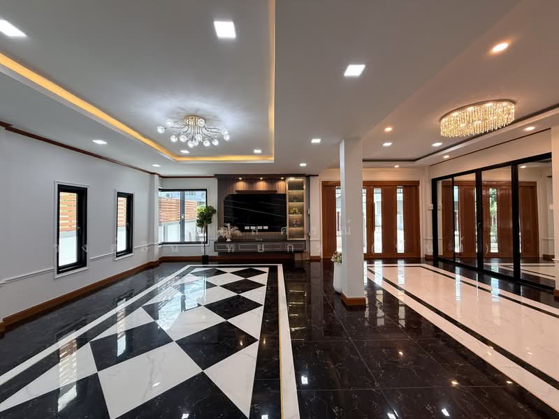 หมู่บ้านเพ็ญศิริ 4 : Pensiri 4, กรุงเทพ, Soi Muban Phen Siri 4 Liap Wari, หนองจอก, กรุงเทพ, 200 ตร.ม., บ้านเดี่ยว ขาย, โดย นภัสศรณ์ วงศ์สินไทยกร (นันท์), 500368278 - DDproperty.com