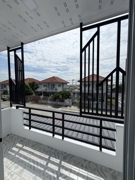 หมู่บ้านเพ็ญศิริ 4 : Pensiri 4, กรุงเทพ, Soi Muban Phen Siri 4 Liap Wari, หนองจอก, กรุงเทพ, 200 ตร.ม., บ้านเดี่ยว ขาย, โดย นภัสศรณ์ วงศ์สินไทยกร (นันท์), 500368278 - DDproperty.com