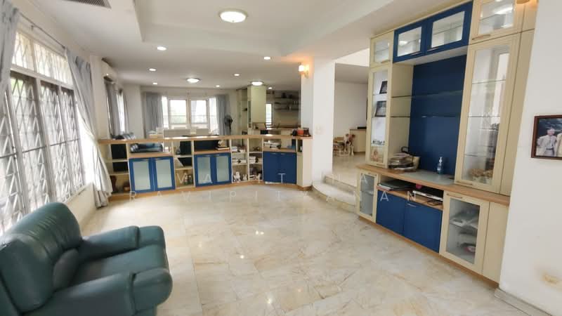 หมู่บ้านร่มรื่น (ราชพฤกษ์ 28), Bangkok, ราชพฤกษ์, Taling Chan, Bangkok, 5 Bedrooms, 400 sqm, Single Detached House For Sale, by Vanitcha Ravipityanan, 500368281 - DDproperty.com