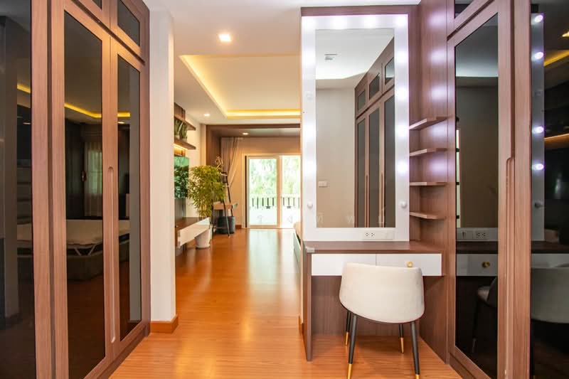 Family Home in Supalai Garden Ville San Kamphaeng, Chiang Mai, San Ton Pao, San Kamphaeng, Chiang Mai, 4 Bedrooms, 250 sqm, Single Detached House For Sale, by คุณ รุ่งทิพย์, 500368291 - DDproperty.com
