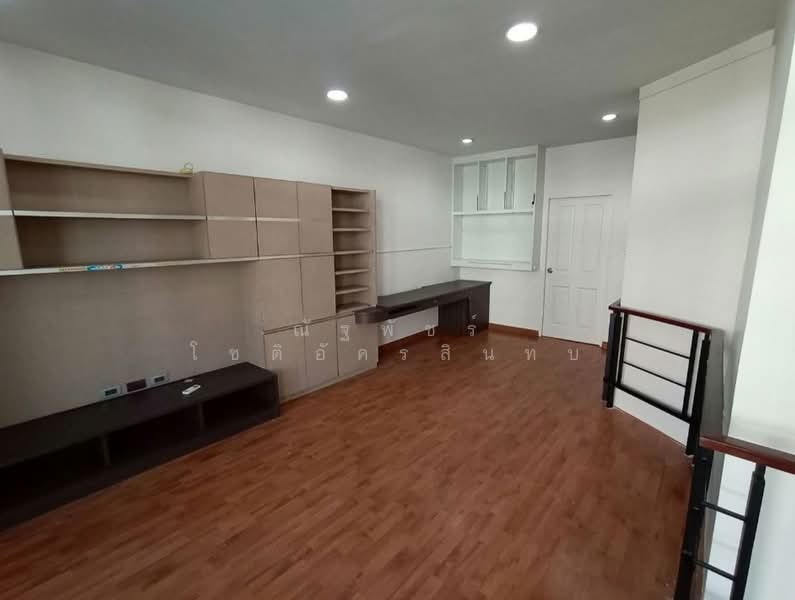 Aroonpat Rama 3 - Sathupradit, Bangkok, Yannawa Road, Chong Nonsi, Yan Nawa, Bangkok, 3 Bedrooms, 200 sqm, Townhouse For Rent, by ณัฐพัชร์ โชติอัครสินทบ, 500368300 - DDproperty.com