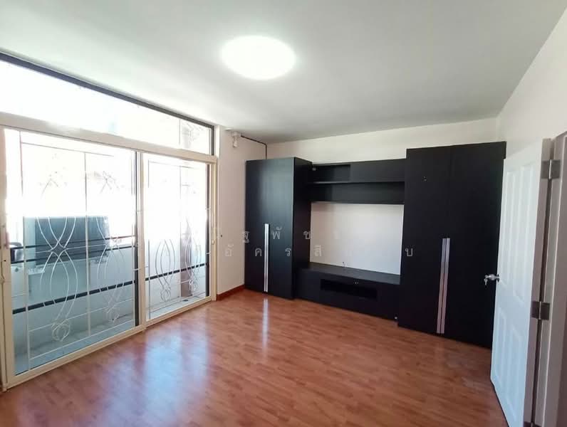 Aroonpat Rama 3 - Sathupradit, Bangkok, Yannawa Road, Chong Nonsi, Yan Nawa, Bangkok, 3 Bedrooms, 200 sqm, Townhouse For Rent, by ณัฐพัชร์ โชติอัครสินทบ, 500368300 - DDproperty.com