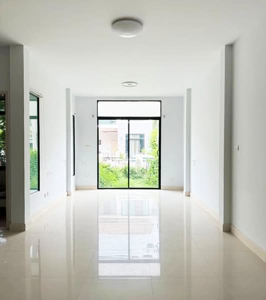 The Villa Ramkhamhaeng - Suvarnabhumi, กรุงเทพ, มีนบุรี, กรุงเทพ, 120 ตร.ม., ทาวน์เฮ้าส์ ขาย, โดย The Best Property บอส, 500368337 - DDproperty.com