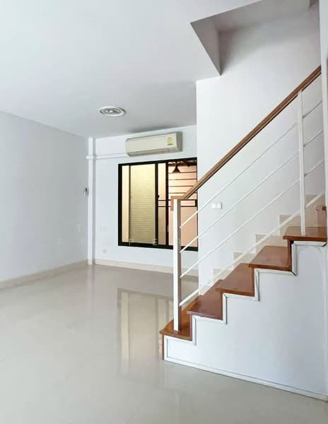 The Villa Ramkhamhaeng - Suvarnabhumi, กรุงเทพ, มีนบุรี, กรุงเทพ, 120 ตร.ม., ทาวน์เฮ้าส์ ขาย, โดย The Best Property บอส, 500368337 - DDproperty.com