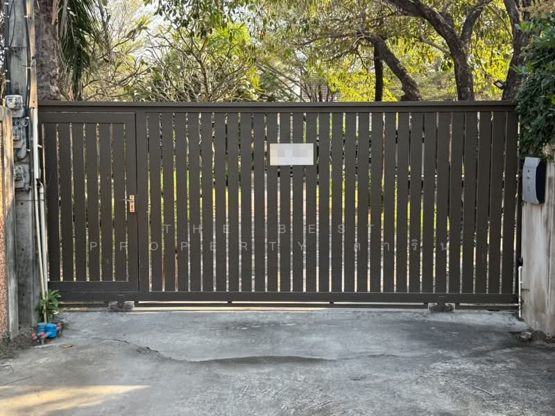 บ้านเดี่ยวพร้อมที่ดินลาดกระบัง กรุงเทพมหานคร, Bangkok, Lat Krabang, Bangkok, 10+ Bedrooms, 698 sqm, Single Detached House For Sale, by The Best Property ดาริน, 500368343 - DDproperty.com