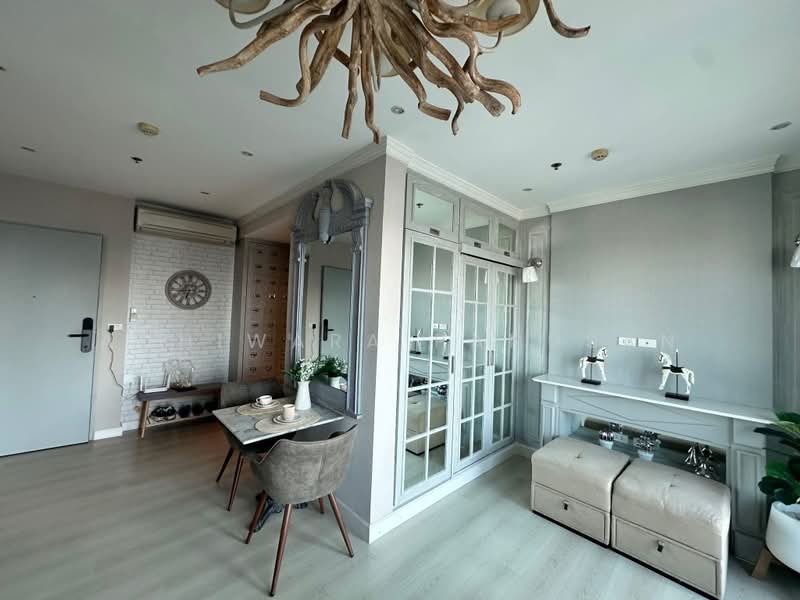 Life Ratchadapisek, Bangkok, 279 Ratchadapisaek Road, Huai Khwang, Bangkok, 1 Bedroom, 47 sqm, Condo For Rent, by Achiwara Panusan, 500368347 - DDproperty.com