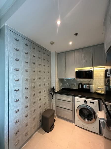 Life Ratchadapisek, Bangkok, 279 Ratchadapisaek Road, Huai Khwang, Bangkok, 1 Bedroom, 47 sqm, Condo For Rent, by Achiwara Panusan, 500368347 - DDproperty.com