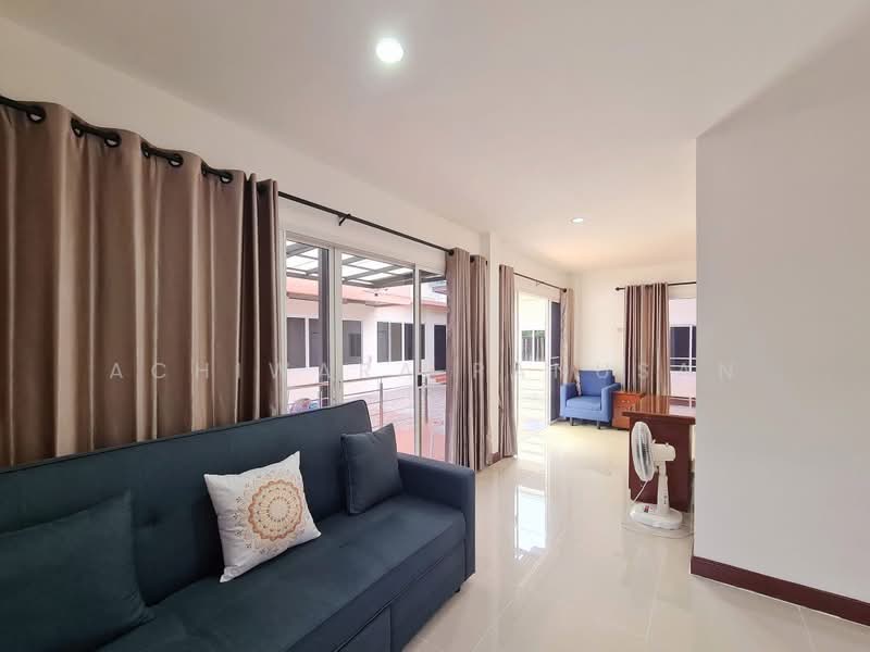 Detached house in Ratchadaphisek, Huai Khwang, near MRT Sutthisan., Bangkok, รัชดาภิเษก, Huai Khwang, Huai Khwang, Bangkok, 7 Bedrooms, 512 sqm, Single Detached House For Rent, by Achiwara Panusan, 500368349 - DDproperty.com