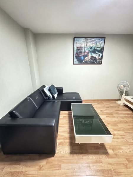 Ladda Condo View : ลัดดา คอนโดวิลล์, ชลบุรี, ถนน เจิมจอมพล, ศรีราชา, ชลบุรี, 34 ตร.ม., คอนโด ให้เช่า, โดย ดุสิต แสงฟ้า, 500368351 - DDproperty.com