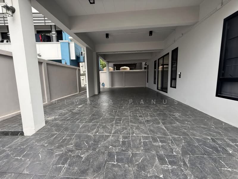 Home Office 20มิถุนา ห้วยขวาง, กรุงเทพ, ห้วยขวาง, กรุงเทพ, 350 ตร.ม., บ้านเดี่ยว ให้เช่า, โดย Achiwara Panusan, 500368354 - DDproperty.com