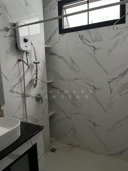 Home Office 20มิถุนา ห้วยขวาง, Bangkok, Huai Khwang, Bangkok, 4 Bedrooms, 350 sqm, Single Detached House For Rent, by Achiwara Panusan, 500368354 - DDproperty.com
