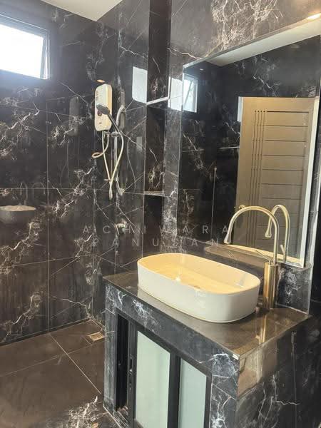 Home Office 20มิถุนา ห้วยขวาง, Bangkok, Huai Khwang, Bangkok, 6 Bedrooms, 400 sqm, Single Detached House For Rent, by Achiwara Panusan, 500368354 - DDproperty.com