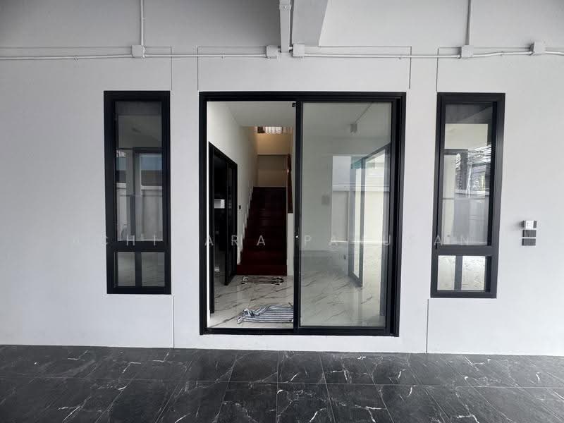 Home Office 20มิถุนา ห้วยขวาง, กรุงเทพ, ห้วยขวาง, กรุงเทพ, 400 ตร.ม., บ้านเดี่ยว ให้เช่า, โดย Achiwara Panusan, 500368354 - DDproperty.com