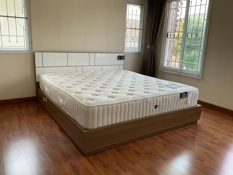 Krongthong Tropical, Bangkok, Chaloem Phra Kiat Ratchakan Thi 9 Road,, Prawet, Bangkok, 3 Bedrooms, 175 sqm, Single Detached House For Sale, by Nutty Property, 500368361 - DDproperty.com