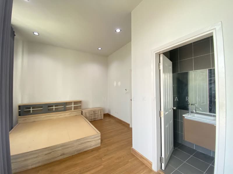 Motown Lite Chaiyaphruek, Nonthaburi, New Chaiyaphruek Road, Lahan, Bang Bua Thong, Nonthaburi, 3 Bedrooms, 130 sqm, Townhouse For Rent, by Supaporn Sekajarn, 500368393 - DDproperty.com