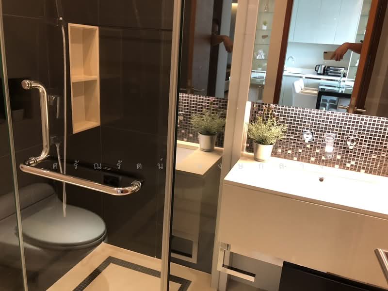 The Address Sukhumvit 28, Bangkok, 1 Soi Sukhumvit 28, Khong Tan, Khlong Toei, Bangkok, 2 Bedrooms, 72 sqm, Condo For Rent, by Saranrat Pongklang, 500368434 - DDproperty.com
