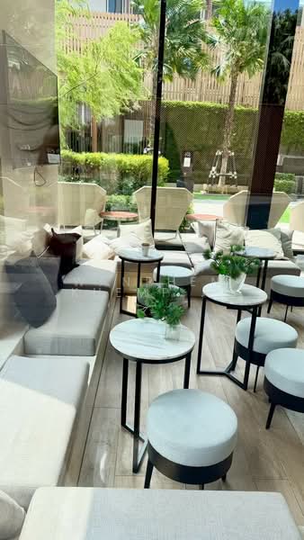 Maru Ekkamai 2, Bangkok, 70-5 Sukhumvit 63 Road, Phra Kanong Nua, Watthana, Bangkok, 2 Bedrooms, 55 sqm, Condo For Rent, by Wanphen Khemprasit, 500368436 - DDproperty.com