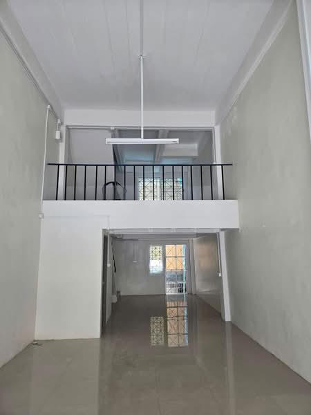 ให้เช่าอาคารพาณิชย์ 3 ชั้น ตลาดนิคมพัฒนา ระยอง, Rayong, Nikhom Pattana, Rayong, , 120 sqm, Shophouse For Rent, by Dusit Saengfa, 500368437 - DDproperty.com