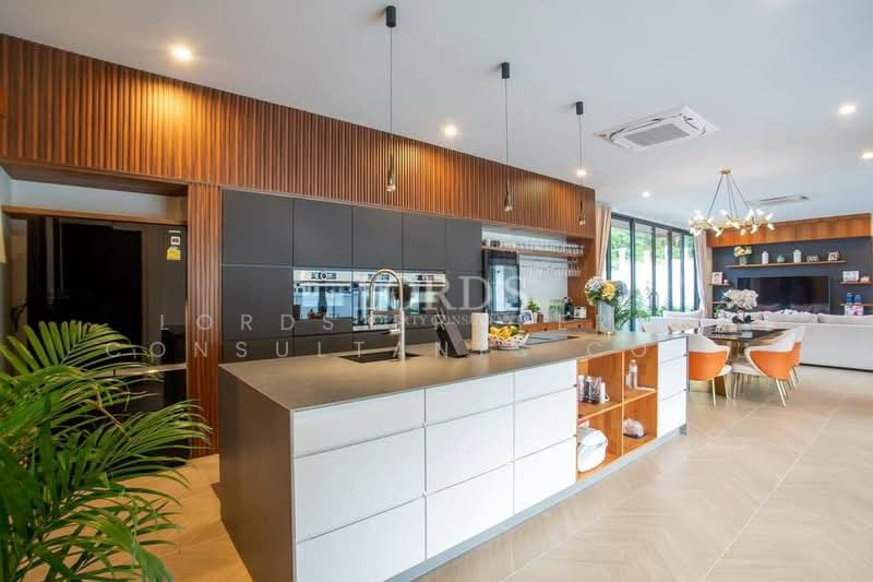 Hua Hin Soi 102, Prachuap Khiri Khan, 35/5 ซอยหมู่บ้านทางรถไฟฝั่งตะวันตก Hua Hin,, Nong Kae, Hua Hin, Prachuap Khiri Khan, 5 Bedrooms, 600 sqm, Villa For Sale, by Mark Puttkammer, 500368451 - DDproperty.com