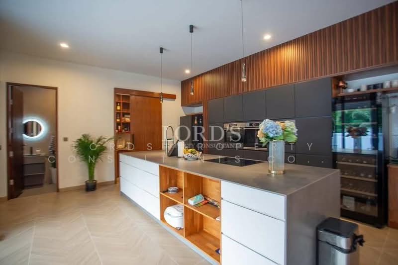 Hua Hin Soi 102, Prachuap Khiri Khan, 35/5 ซอยหมู่บ้านทางรถไฟฝั่งตะวันตก Hua Hin,, Nong Kae, Hua Hin, Prachuap Khiri Khan, 5 Bedrooms, 600 sqm, Villa For Sale, by Mark Puttkammer, 500368451 - DDproperty.com