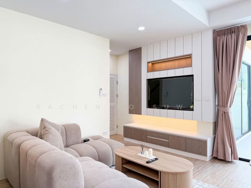 ขายด่วน บ้านเดี่ยว 𝙈𝙞𝙣𝙞𝙢𝙖𝙡 𝙉𝙤𝙧𝙙𝙞𝙘 บนทำเลใจกลางเมือง 3 ห้องนอน ขาย 8.9 ล้านบาท, ภูเก็ต, วิชิต, เมืองภูเก็ต, ภูเก็ต, 160 ตร.ม., วิลล่า ขาย, โดย Rachen Nopsuwan, 500368459 - DDproperty.com