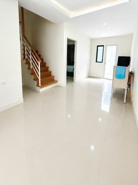 I Leaf Town 2 Rama 2 km 18, Samut Sakhon, Rama 2 Pantainorasingh, Phanthai Norasing, Muang Samut Sakhon, Samut Sakhon, 4 Bedrooms, 99 sqm, Townhouse For Sale, by สรภพ ยอดไชย (สีฝุ่น), 500368469 - DDproperty.com