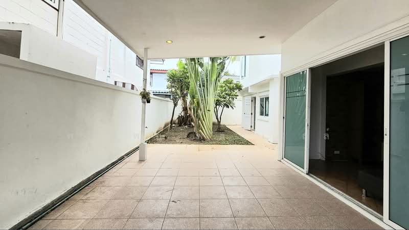 Sammakorn Ramkamhang 112, Bangkok, Saphan Sung, Bangkok, 4 Bedrooms, 200 sqm, Single Detached House For Rent, by Pornthip Flavell, 500368473 - DDproperty.com