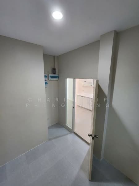 Baan Klang Muang S-Sense Rama 9-Ladprao, Bangkok, Soi Ladprao 84, Ladprao Road, Wang Thonglang, Bangkok, 4 Bedrooms, 180 sqm, Townhouse For Rent, by Charinthip Phungalong, 500368477 - DDproperty.com