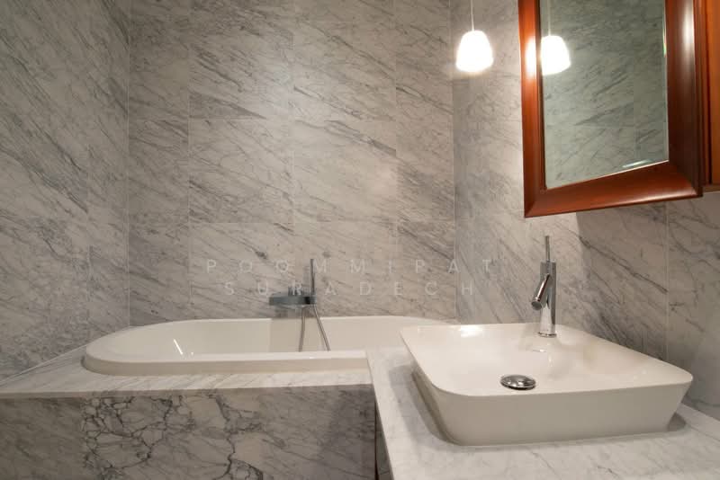 Khun By Yoo, Bangkok, 338 Thonglor Road, Khlong Tan Nua, Watthana, Bangkok, 1 Bedroom, 49 sqm, Condo For Rent, by Poommipat Suradech, 500368480 - DDproperty.com