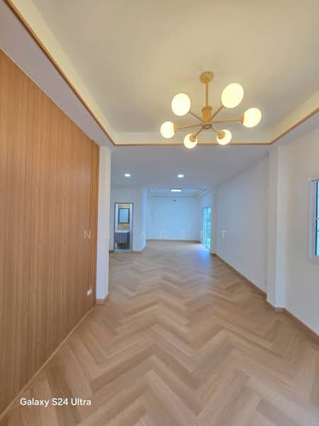 Villa Kunalai 1 Bangbuathong, Nonthaburi, Soi Wat Lat Pla Duk, Bang Rak Pattana, Bang Bua Thong, Nonthaburi, 3 Bedrooms, 135 sqm, Semi-Detached House (Twin House) For Sale, by NR AGENT, 500368495 - DDproperty.com
