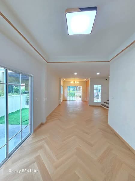 Villa Kunalai 1 Bangbuathong, Nonthaburi, Soi Wat Lat Pla Duk, Bang Rak Pattana, Bang Bua Thong, Nonthaburi, 3 Bedrooms, 135 sqm, Semi-Detached House (Twin House) For Sale, by NR AGENT, 500368495 - DDproperty.com