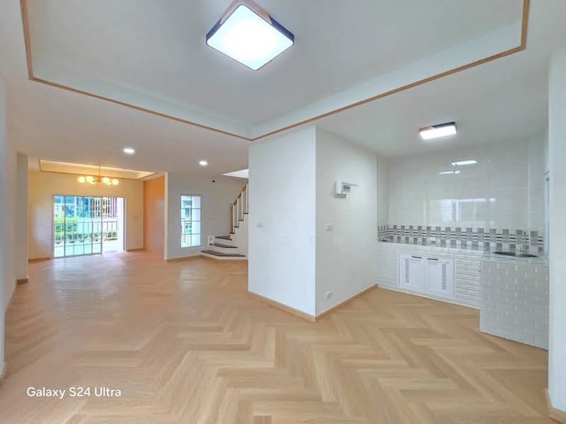 Villa Kunalai 1 Bangbuathong, Nonthaburi, Soi Wat Lat Pla Duk, Bang Rak Pattana, Bang Bua Thong, Nonthaburi, 3 Bedrooms, 135 sqm, Semi-Detached House (Twin House) For Sale, by NR AGENT, 500368495 - DDproperty.com