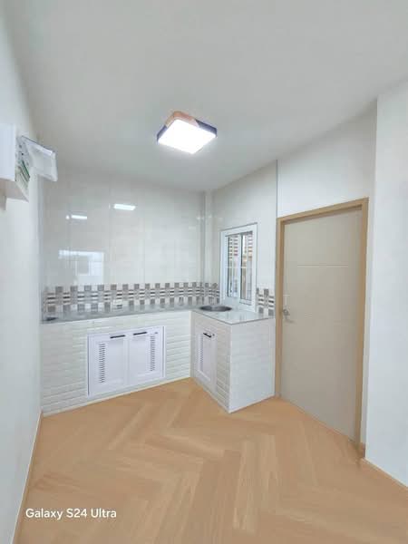 Villa Kunalai 1 Bangbuathong, Nonthaburi, Soi Wat Lat Pla Duk, Bang Rak Pattana, Bang Bua Thong, Nonthaburi, 3 Bedrooms, 135 sqm, Semi-Detached House (Twin House) For Sale, by NR AGENT, 500368495 - DDproperty.com