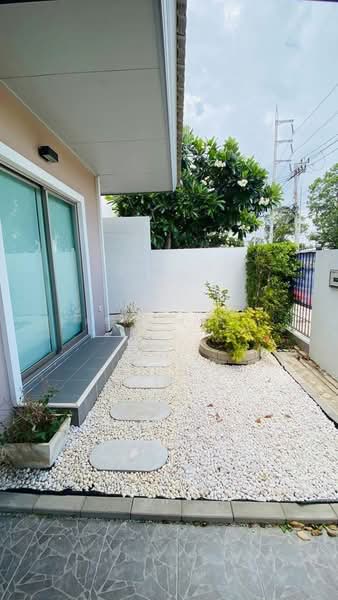 ให้เช่าบ้านเดี่ยวหลังใหญ่ 4 นอน ม.ไลฟ์การ์เด้นท์โฮม โรงโป๊ะ, Chon Buri (Pattaya), Ta Khian Tia, Bang Lamung (Pattaya), Chon Buri (Pattaya), 4 Bedrooms, 200 sqm, Single Detached House For Rent, by Dusit Saengfa, 500368558 - DDproperty.com
