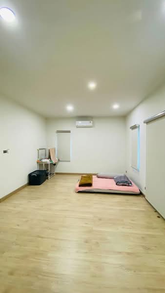 ให้เช่าบ้านเดี่ยวหลังใหญ่ 4 นอน ม.ไลฟ์การ์เด้นท์โฮม โรงโป๊ะ, Chon Buri (Pattaya), Ta Khian Tia, Bang Lamung (Pattaya), Chon Buri (Pattaya), 4 Bedrooms, 200 sqm, Single Detached House For Rent, by Dusit Saengfa, 500368558 - DDproperty.com