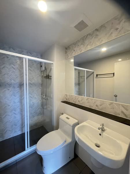 Regent Home Wutthakat, Bangkok, Wutthakat Road, Talat Plu, Thon Buri, Bangkok, 1 Bedroom, 26 sqm, Condo For Rent, by Agentbkk, 500368571 - DDproperty.com