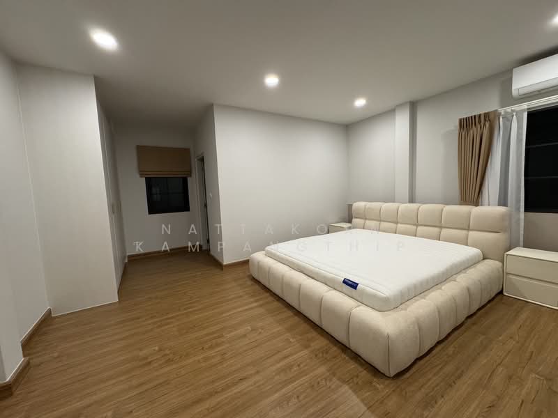 Centro Bangna, Samut Prakan, 111 Soi 3, Bang Kaeo, Bang Plee, Samut Prakan, 4 Bedrooms, 580 sqm, Single Detached House For Rent, by Nattakorn Kampangthip, 500368594 - DDproperty.com