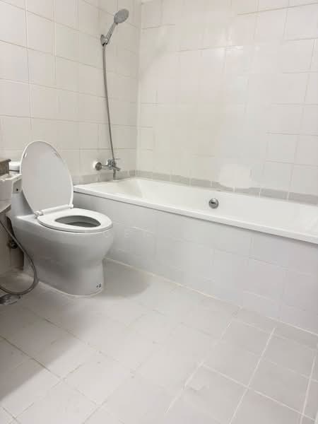Witthayu Complex, Bangkok, 1673 New Petchaburi Road, Makkasan, Ratchathewi, Bangkok, 2 Bedrooms, 80 sqm, Condo For Rent, by Agentbkk, 500368595 - DDproperty.com