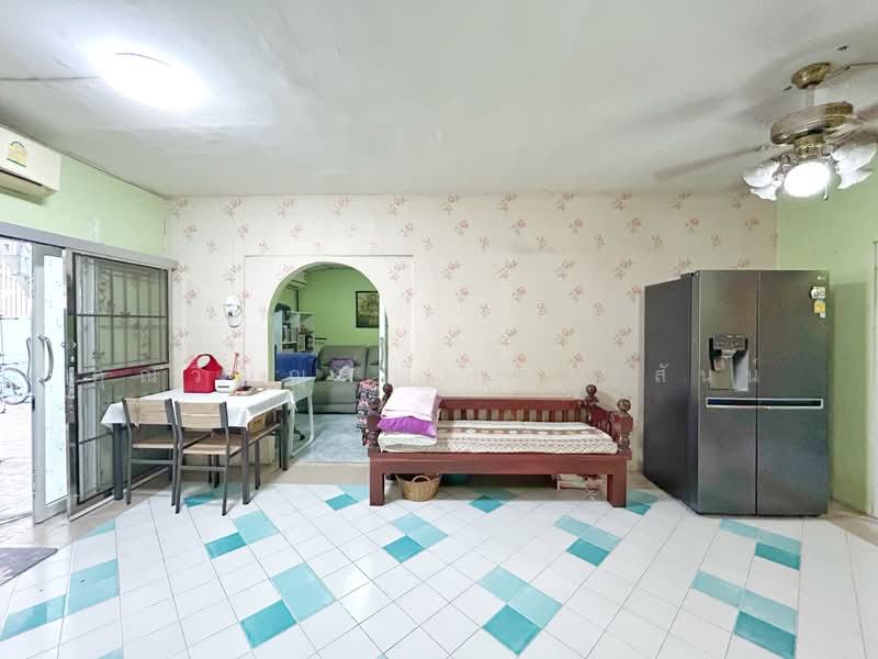 Baan Phrueksa 3 Bang Bua Thong, Nonthaburi, Soi Moobaan Phrueksa 3, Bang Khu Rat, Bang Bua Thong, Nonthaburi, 4 Bedrooms, 130 sqm, Semi-Detached House (Twin House) For Sale, by คุณวิญญุดา เหล่าสันน์, 500368631 - DDproperty.com