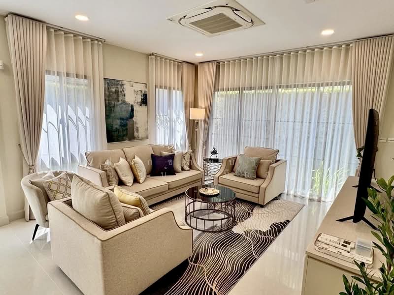 Nantawan Rama 9 - New Krungthepkreetha, Bangkok, Saphan Sung, Bangkok, 4 Bedrooms, 310 sqm, Single Detached House For Rent, by ฝากขายบ้าน ฝากขายบ้านมือสอง ฝากขายอสัง Realty HuB, 500368664 - DDproperty.com