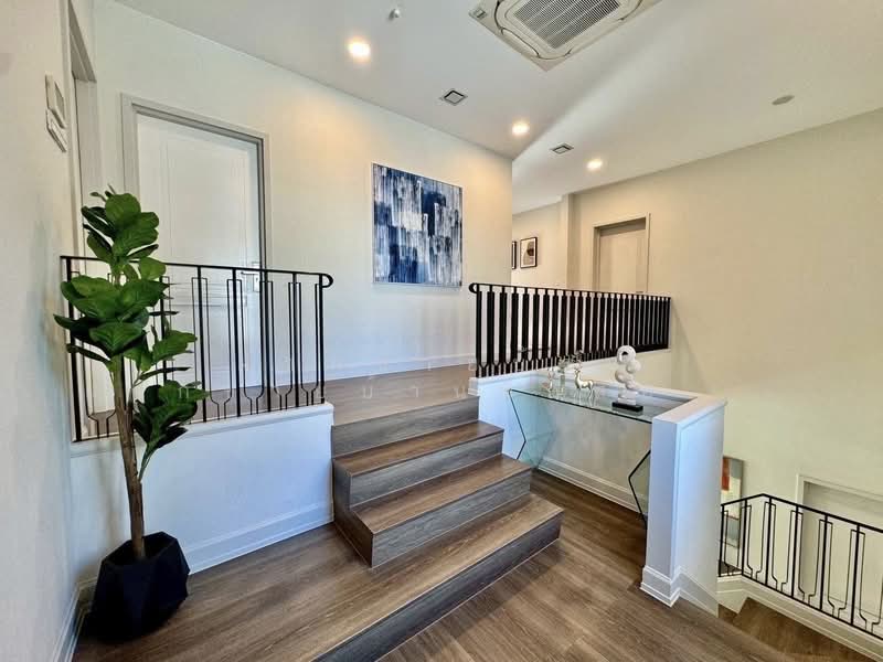 Nantawan Rama 9 - New Krungthepkreetha, Bangkok, Saphan Sung, Bangkok, 4 Bedrooms, 310 sqm, Single Detached House For Rent, by ฝากขายบ้าน ฝากขายบ้านมือสอง ฝากขายอสัง Realty HuB, 500368664 - DDproperty.com