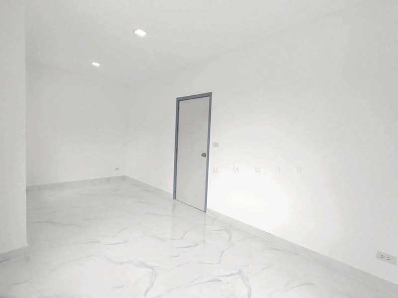 Pruksa Ville 23 Ramintra-Phrayasuren, Bangkok, Bang Chun, Khlong Sam Wa, Bangkok, 4 Bedrooms, 95 sqm, Townhouse For Sale, by ปัญญา สมหมาย, 500368670 - DDproperty.com