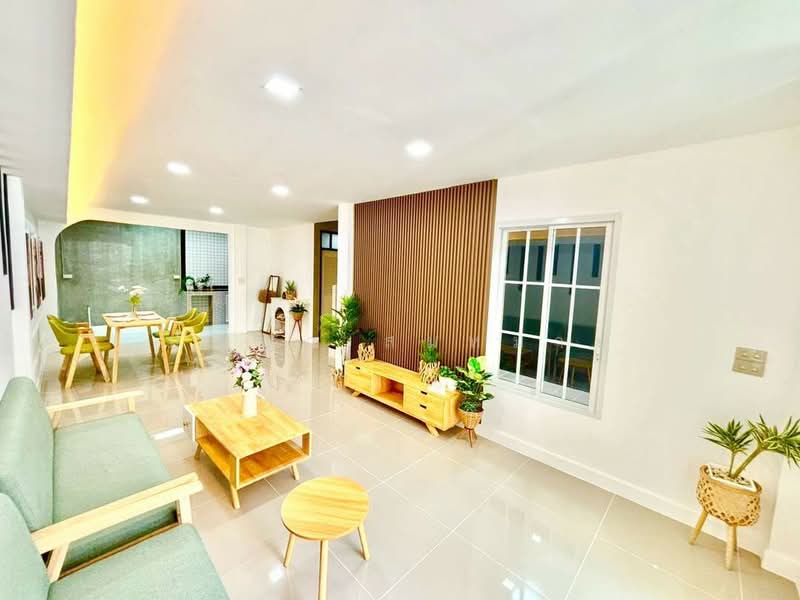 Moobaan Piyawararom Khlong 4 : หมู่บ้านปิยวรารมย์ คลอง 4, ปทุมธานี, ถนน ไสวประชาราษฎร์, บึงยี่โถ, ธัญบุรี, ปทุมธานี, 90 ตร.ม., ทาวน์เฮ้าส์ ขาย, โดย ปัญญา สมหมาย, 500368673 - DDproperty.com