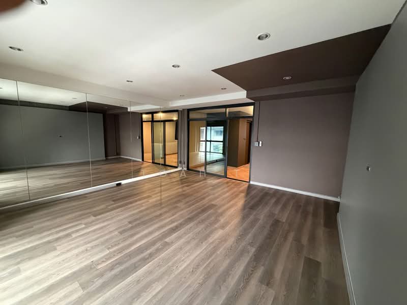 อาคารให้เช่า เอกมัย สุขุมวิท : Building for rent, Ekkamai, Sukhumvit, Bangkok, Khlong Tan Nua, Watthana, Bangkok, , 240 sqm, Shophouse For Rent, by TOAH T., 500368681 - DDproperty.com