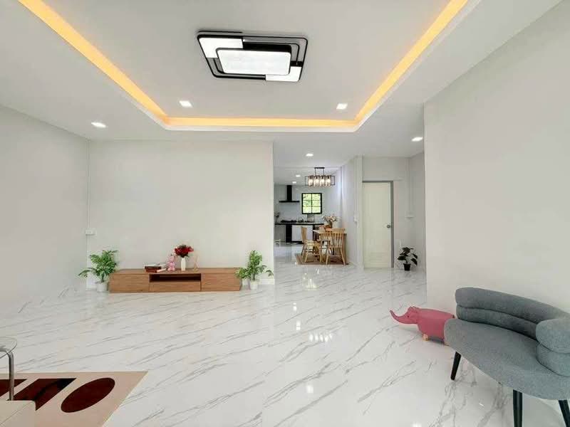 Baan Kehathani 4, Bangkok, Soi Village Kheha Thani 4, Saphan Sung, Bangkok, 2 Bedrooms, 90 sqm, Single Detached House For Sale, by ปัญญา สมหมาย, 500368689 - DDproperty.com