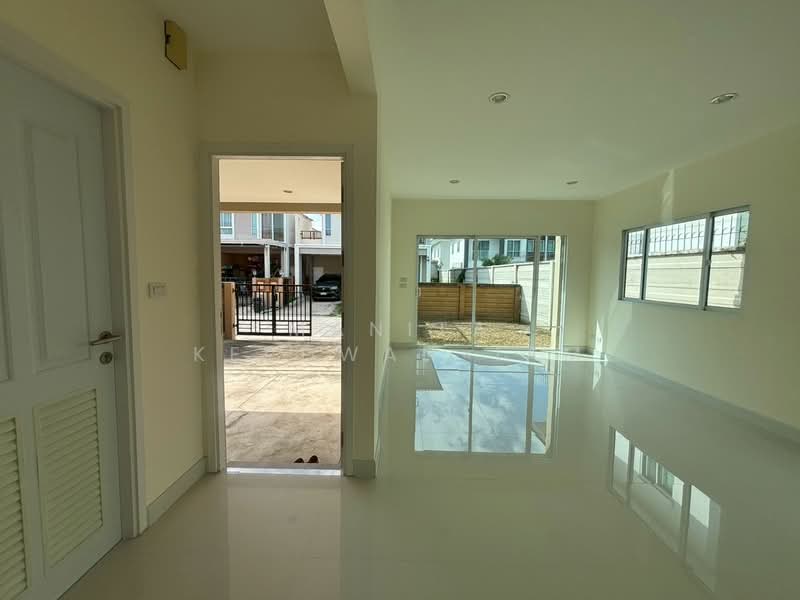 Passorn Pride Pinklao-Wongwaen, Nonthaburi, 154 Atchariya Phatthana Road, Sala Klang, Bang Kruai, Nonthaburi, 3 Bedrooms, 125 sqm, Semi-Detached House (Twin House) For Sale, by Manita Kerdwan-Iam, 500368714 - DDproperty.com