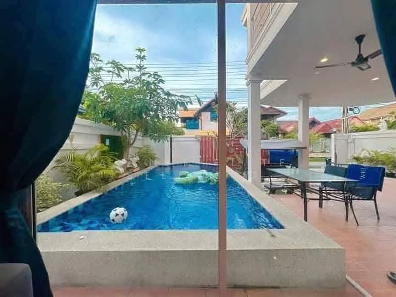 Suksabai Villa, Chon Buri (Pattaya), Soi Suksabai Villa, Bang Lamung, Bang Lamung (Pattaya), Chon Buri (Pattaya), 5 Bedrooms, 400 sqm, Villa For Rent, by A LIST ELITE SELECTED, 500368728 - DDproperty.com